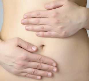 Why Do We Bloat? Causes Symptoms & How to Reduce Bloating Naturally