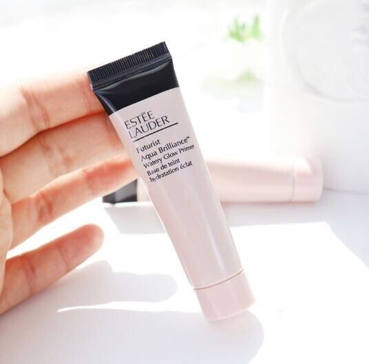 Este Lauder Futurist Aqua Brilliance Watery Glow