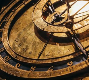 a horscope timing machine