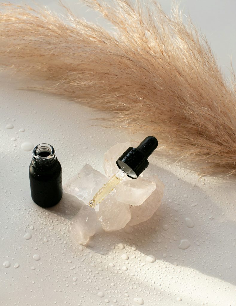 a picture of hair oil